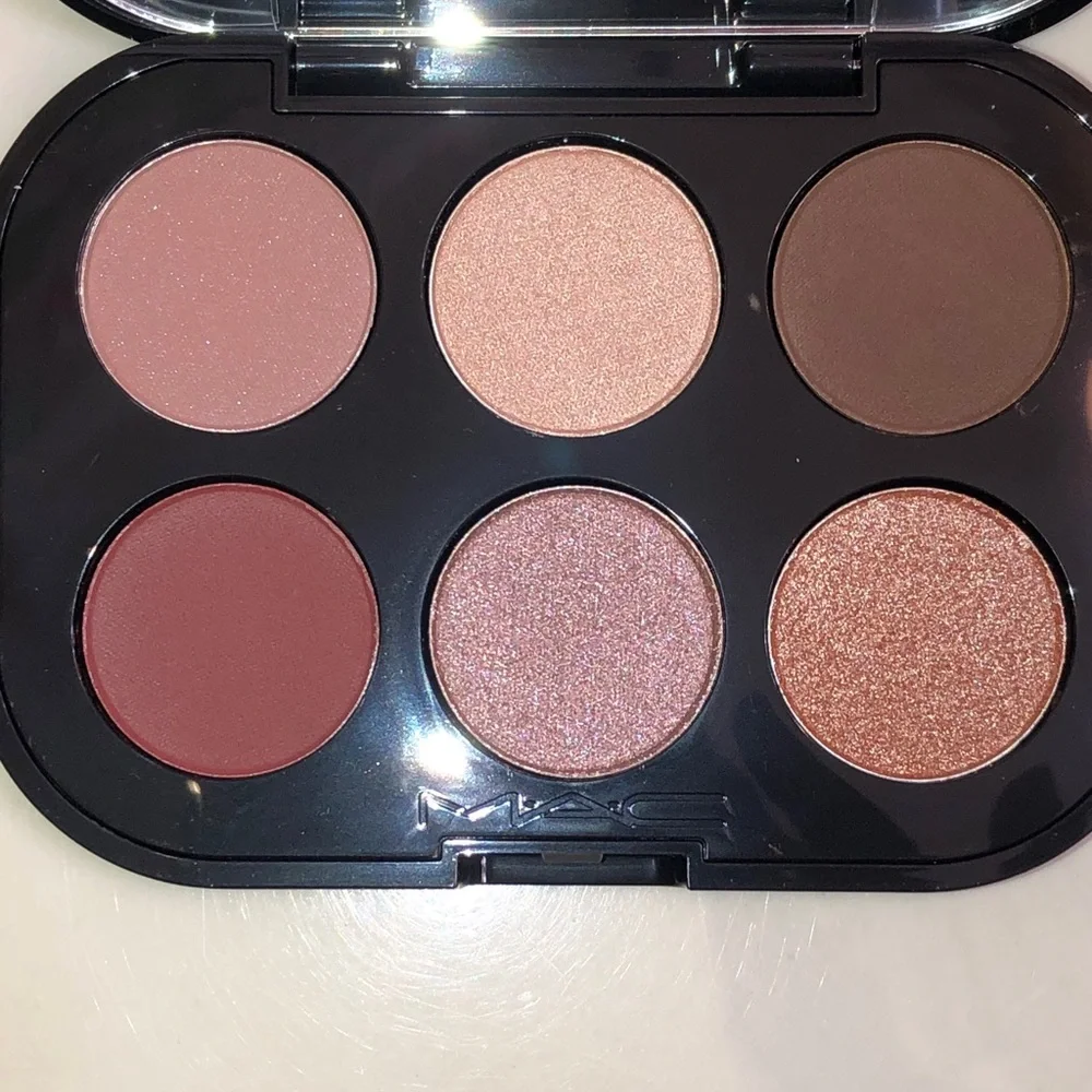 MAC Cosmetics mac connect